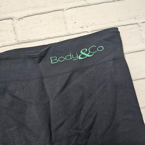 Body&Co Women’s Sport Shorts Black M/L Emana Fibre Gym Training Activewear - Picture 3 of 5