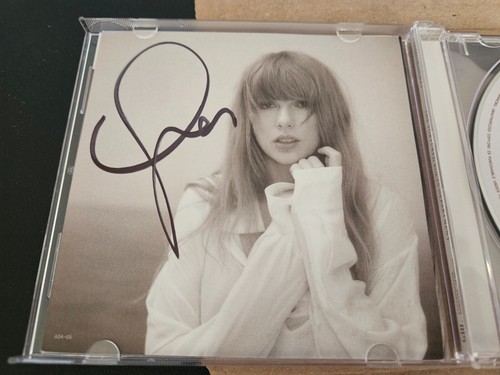 Taylor Swift Signed Tortured Poets Department TTPD CD RARE Signature Auto - Picture 13 of 72