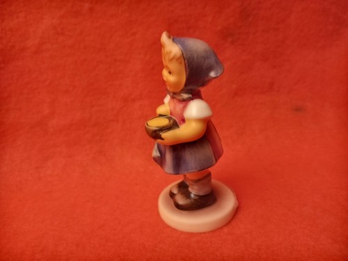 Goebel Hummel Club 1995/1996 Figurine "From Me to You" #629 3.5" Tall TMK 7 - Bild 2 von 7