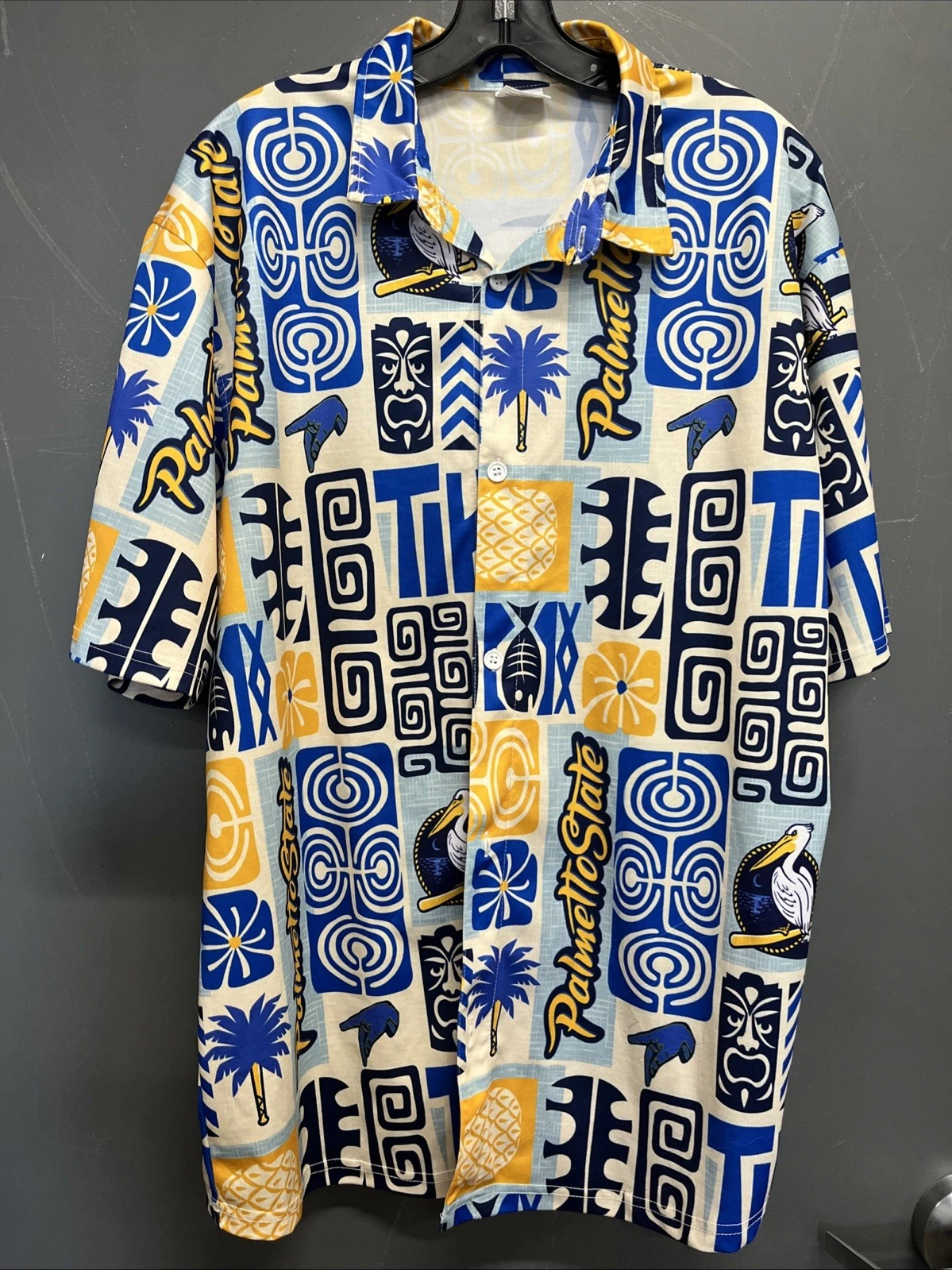 Palmetto State Button Up Collared Hawaiian Shirt Size XL