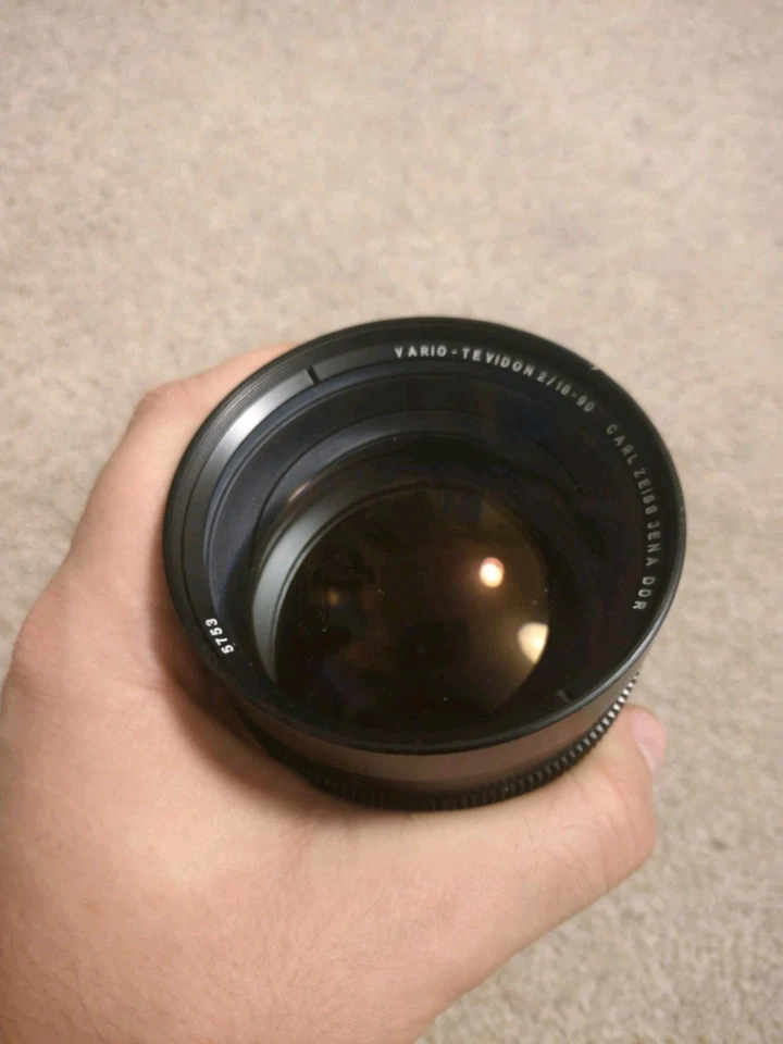 Carl Zeiss Vario Tevidon 18 -90mm f2 vintage cinema zoom lens, M43 mount - Image 4 of 4