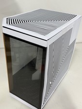 HYTE Y70 ATX Mid Tower Gaming Case, White/Black CS-HYTE-Y70-BW PC1724107