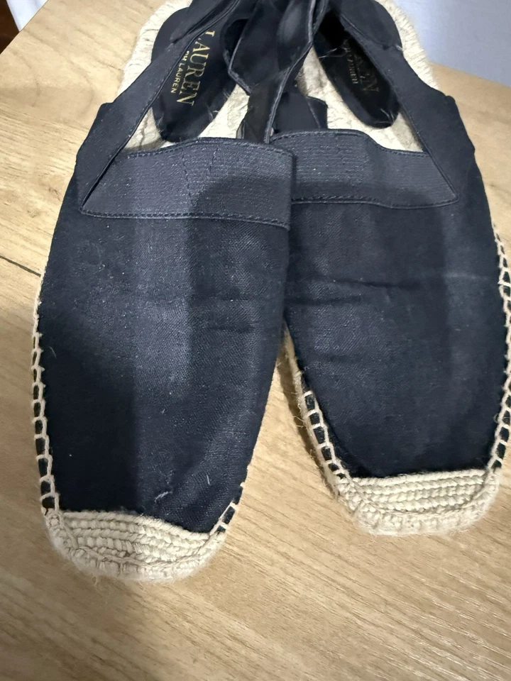 Sandalias de cuña Lauren Ralph Lauren Brooklynne alpargata con cordones negras talla 8 B I Foto 2 de 4