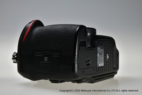 NIKON D500 20.9MP DSLR Camera Body Excellent - Picture 7 of 9