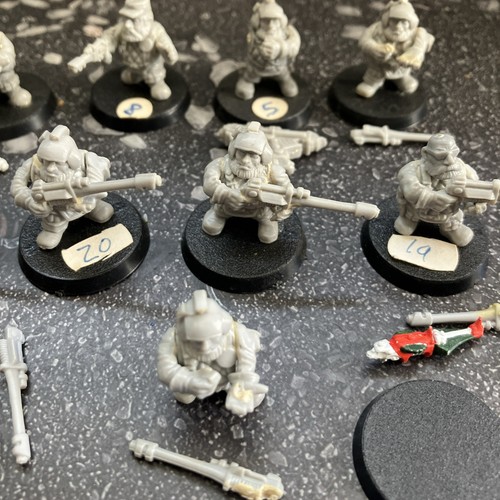 RTB10 Space Dwarfs Rogue Trader Warhammer 40k Squats Tactical Squad OOP Plastic - Picture 5 of 11