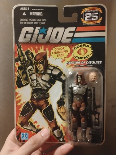 * HASBRO GI JOE 25TH ANNIVERSARY MASTER OF DISGUISE ZARTAN *GI3