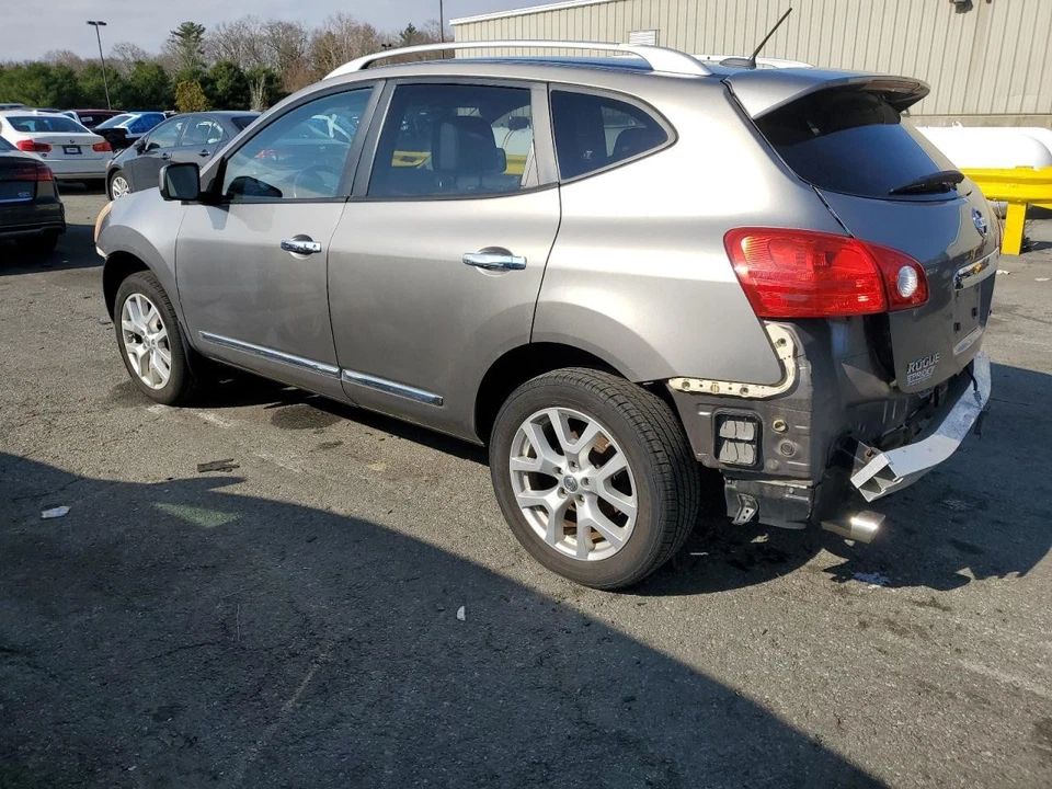 Used Front Left Door Assembly Front fits: 2012 Nissan Rogue electric Front Left Foto 2 de 4