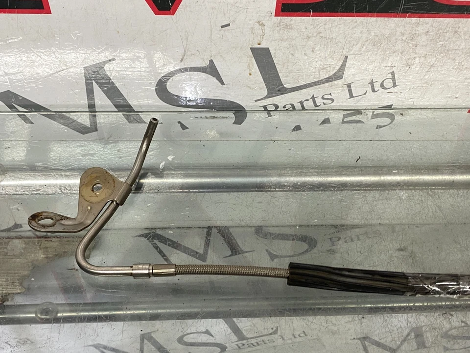 (AS) MERCEDES BENZ W205 C43 AMG EXTINTOR DE REFRIGERANTE TUBO 2058307904 Foto 3 de 4