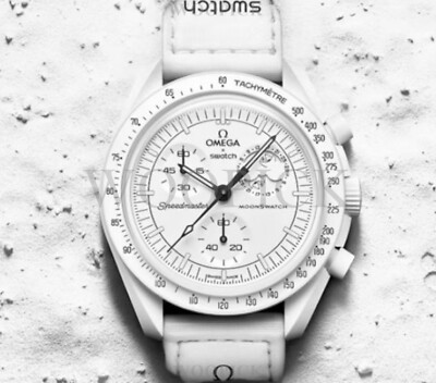 SWATCH x OMEGA MOONSWATCH/SNOOPY/ON EARTH BIOCERAMIC SWATCH x OMEGA MOONSWATCH/SNOOPY/ON EARTH BIOCERAMIC