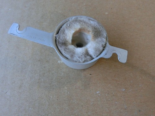 Agilent HP Column Nut Detector Lower Insulation Cover 5890 6850 6890 7890 - Picture 3 of 4