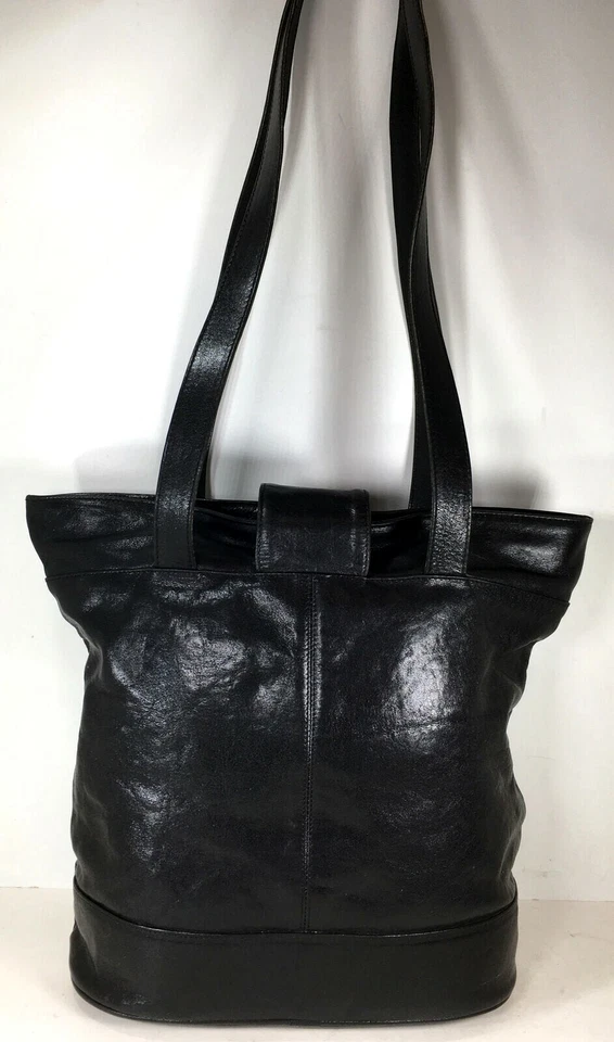 Bolso de Hombro Oroton Vintage Grande de Cuero Negro - Envejecido Foto 2 de 4