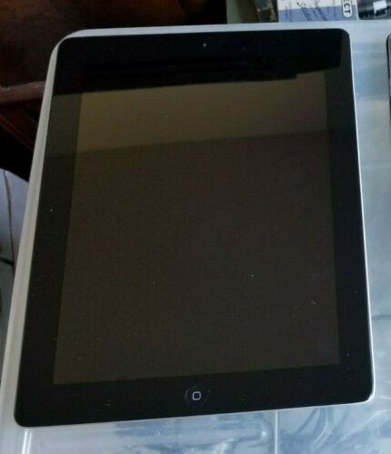 Tablet iPad A1395 na części, których się nie włącza, ma zarysowania, może pęknięcie - Zdjęcie 1 z 5