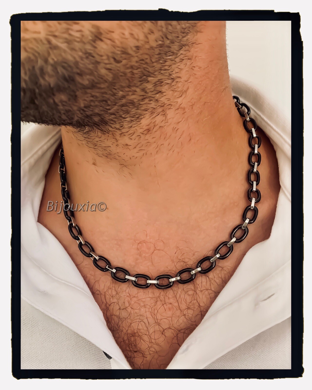 Foto 1 di 8