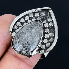 Pretty Stingrey Coral Gemstone Handmade 925 Sterling Silver Ring Size 9