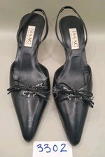 ISAAC MIZRAHI shoes woman black heels pointed (SIZE 6 1/2 M)