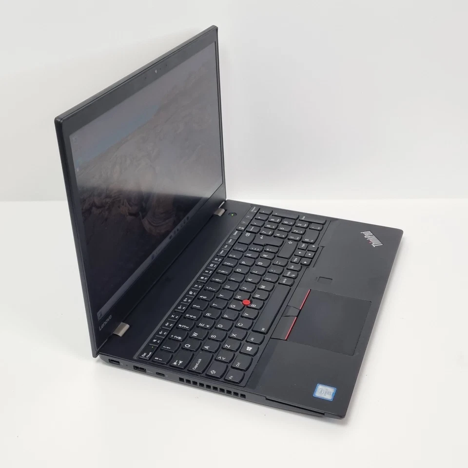 Lenovo FHD 15.6" CAD Gaming Laptop, Core i7 16GB 512GB Quadro M520 ThinkPad P51s - Image 3 of 4