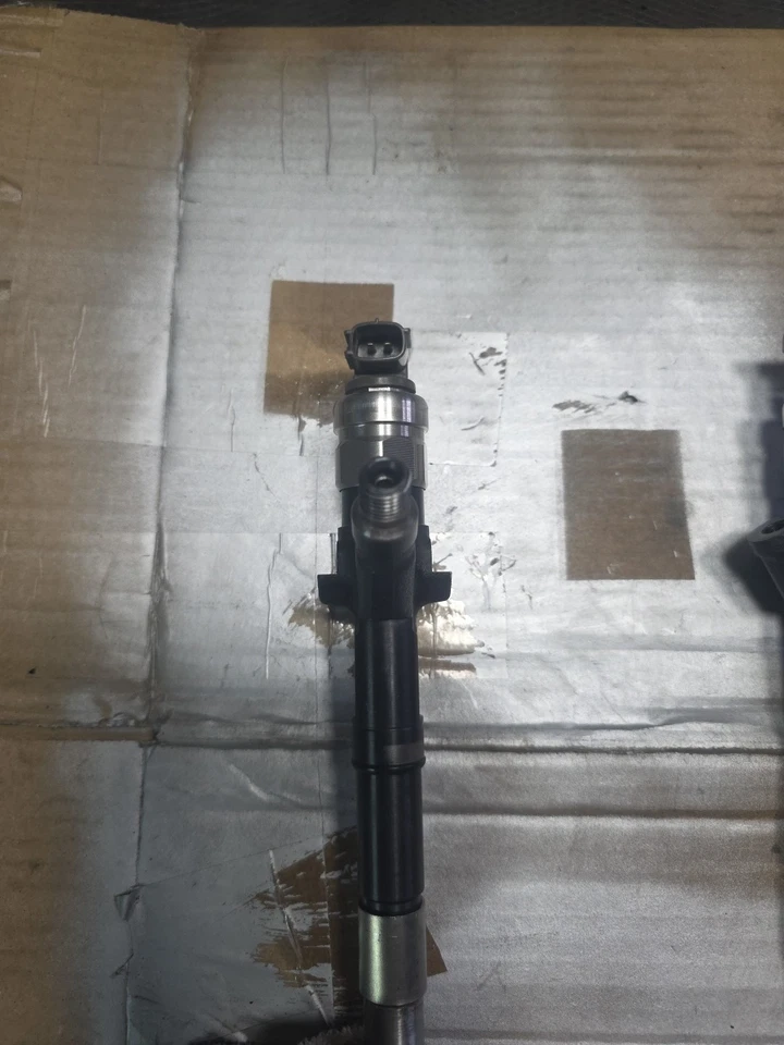 NISSAN NAVARA FUEL INJECTOR D40, 2.5, DIESEL, YD25 (140KW), VIN MNT, 01/09-08/15 - image 2 of 4