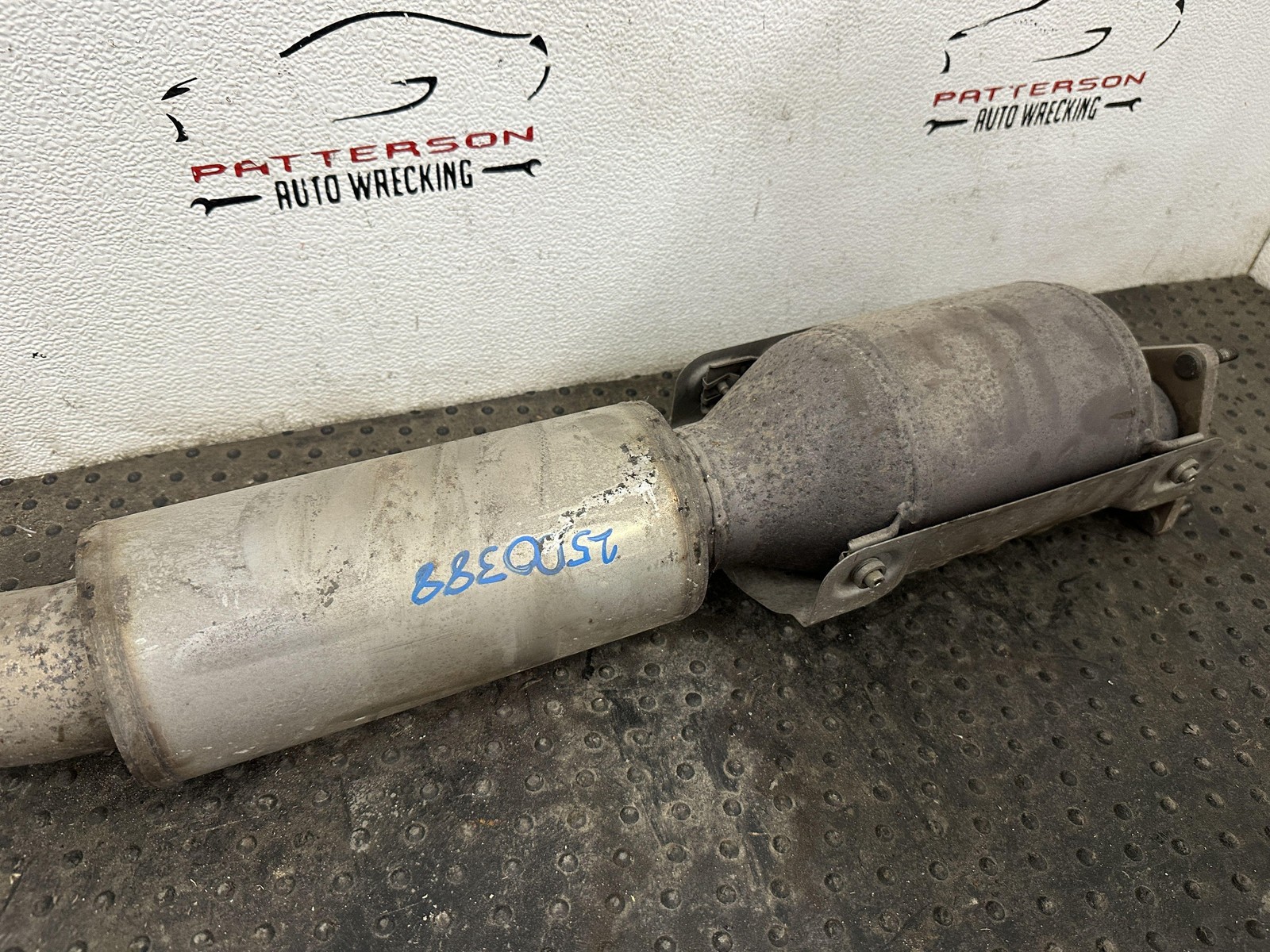 2004 BENTLEY CONTINENTAL 6.0 RIGHT RH MIDDLE EXHAUST DOWN PIPE ID 3W0254450B