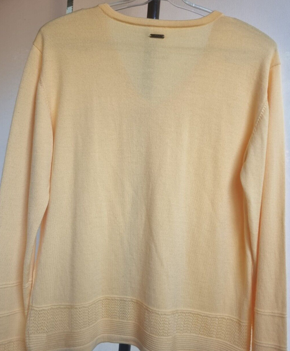 PING SENSORWARM TECHNOLOGY V-NECK S14 MERINO WOOL… - image 6