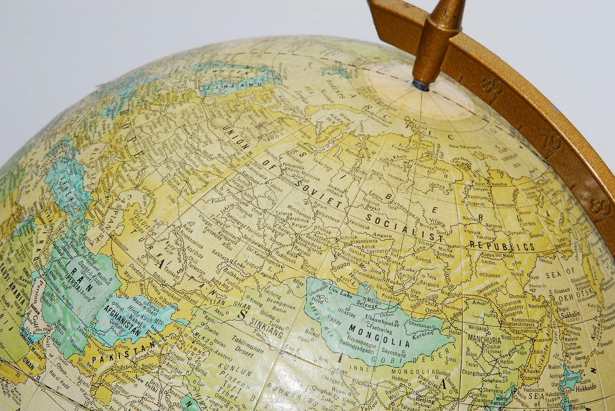 Vintage Cram's Imperial World Globe Made in USA With USSR and