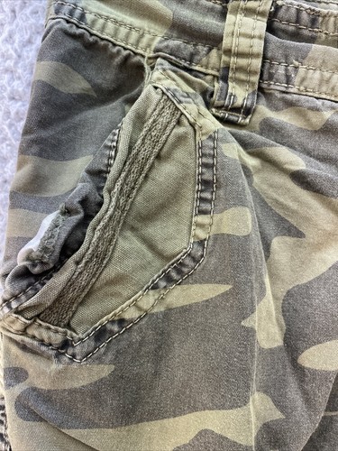 PD&C Shorts Youth 10 Green Camo Cargo Shorts 8 Pockets Hiking Fishing Playing •• - Picture 5 of 19