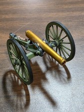 W.Britain Civil War Toy Soldier Brass Colored Cannon with Rolling Wheels