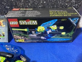 Vintage LEGO Insectoids Beta Buzzer (6817) - 100% Complete w BOX & INSTRUCTIONS!