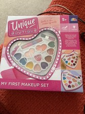 Unique Boutique My First Make Up Set  5 Years + Brand New in Box Washes off 