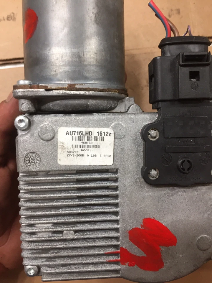 Motor de limpador de para-brisa usado para Audi Q7 4L 2007-2012 - Imagem 2 de 4