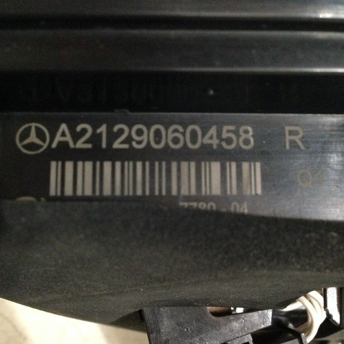 2010 2011 2012 2013 W212 Mercedes E350 E550 E63 AMG INNER Right Tail Light Shiny - Picture 3 of 8