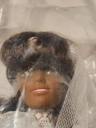 Vintage AVON AMBER & BRANDON BLACK BRIDE & GROOM DOLLS. NEW CONDITION - Picture 12 of 13