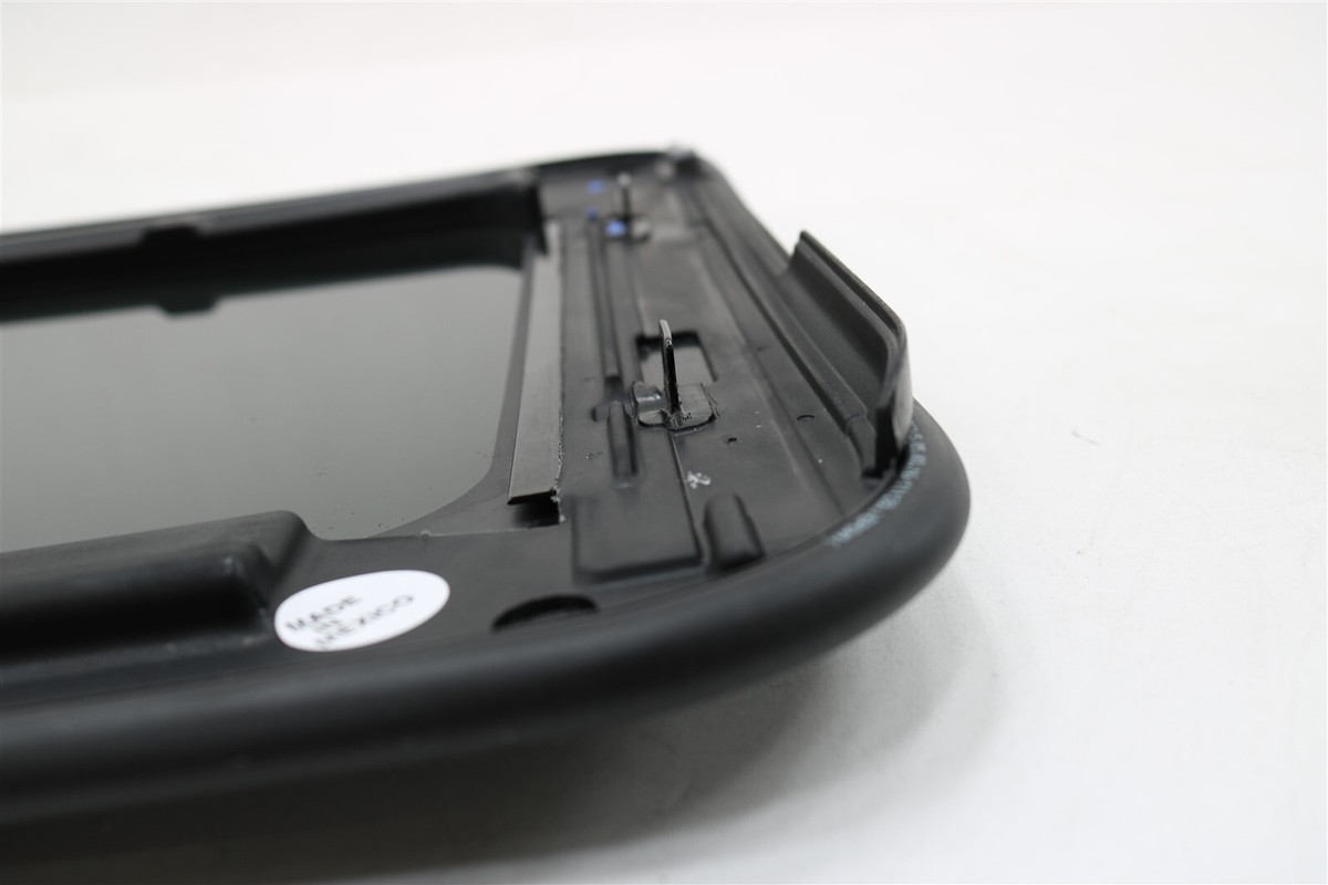 NEW OEM GM Sunroof Glass Panel 13402192 Chevrolet Cruze 11