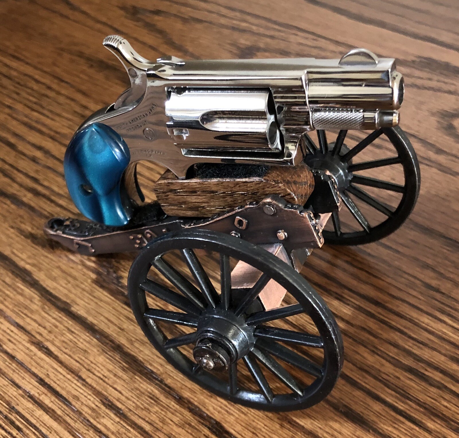 North American Arms (NAA) Hand Cannon Display Stand For 22 LR Frames.