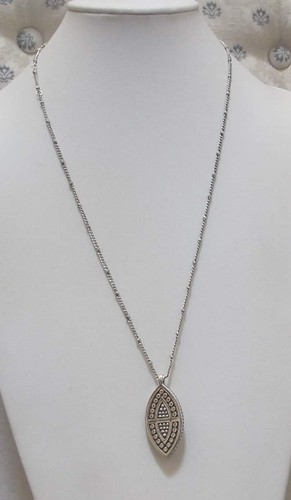 BRIGHTON “Pebble Disc Marquise” Silver-Plated Pendant Crystal Necklace $72 NWT - 第 4/9 張圖片