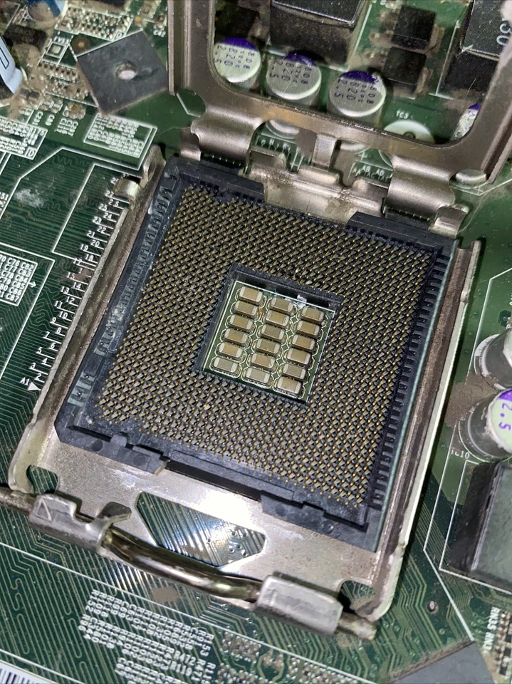 (AS IS) Broken Foxconn G33M02 Rev A00 LGA775 Mid-ATX Motherboard with BENT PINS - Image 4 of 4