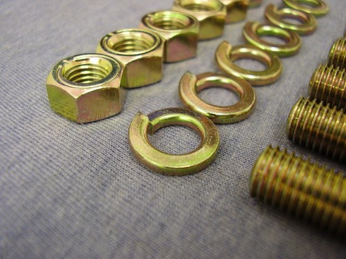 Ford Kent Crossflow H/T ZINC & COLOUR Exhaust Manifold STUD, Nut & Washer Kit - Picture 3 of 5