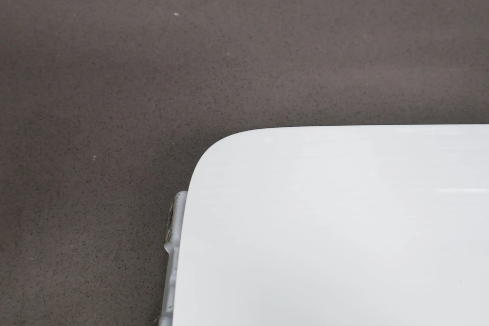 00-09 Honda S2000 AP1 y AP2 Gas Combustible Llenadora Puerta Cubierta (Gran Premio Blanco NH565) Foto 3 de 4