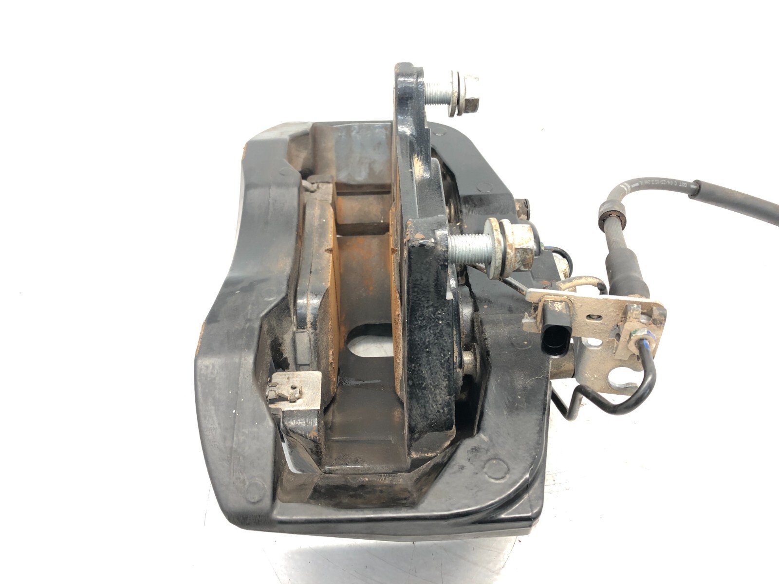 2014-2018 BENTLEY FLYING SPUR AWD LEFT DRIVER FRONT BRAKE CALIPER W/ PADS OEM