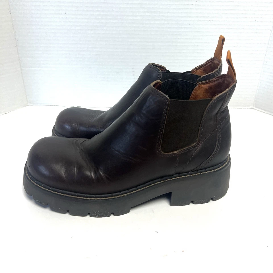 American Eagle Outfitters Chunky Leather Ankle Boots sz 8 Chelsea y2k Grunge 90s - Image 2 of 4
