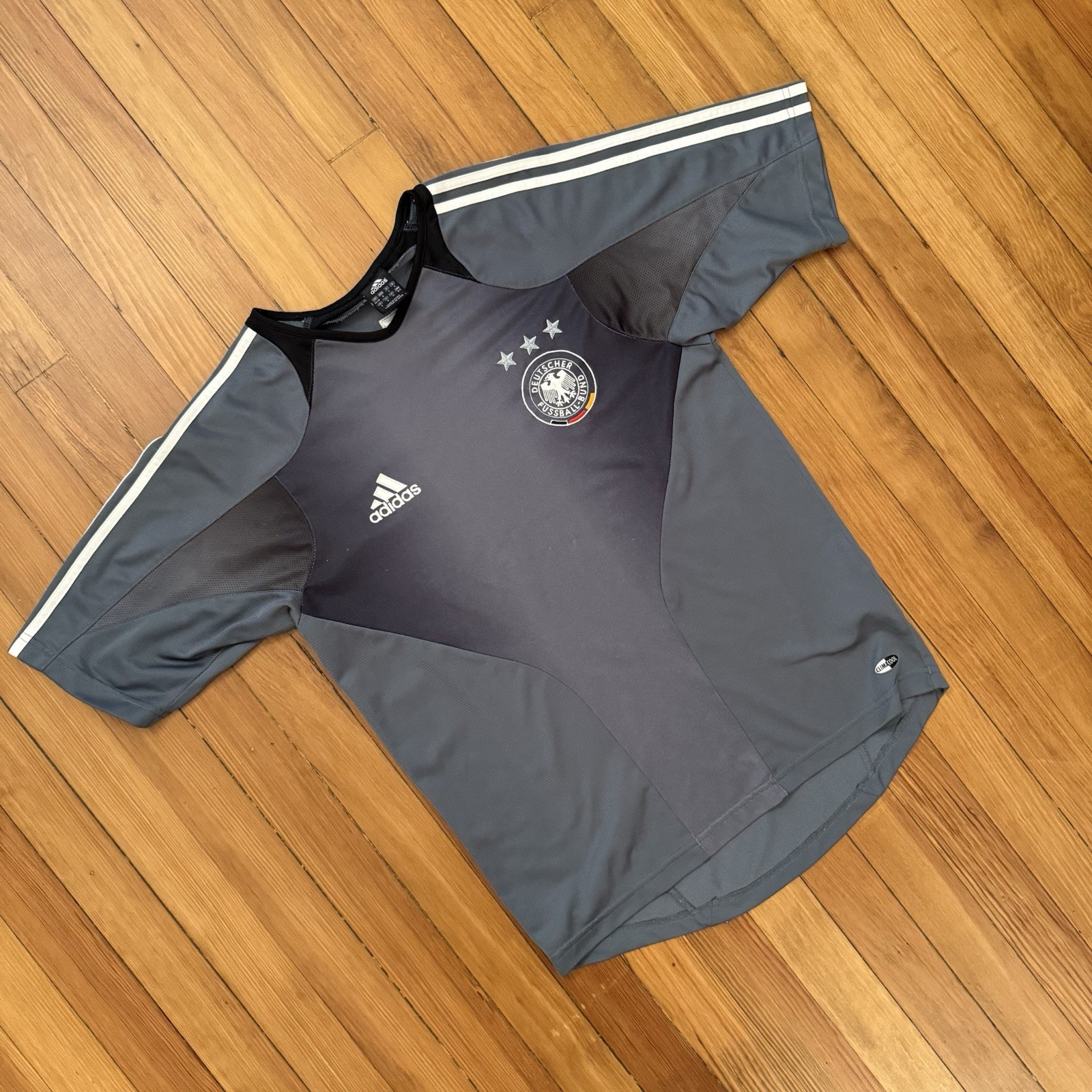 Vintage GERMANY EURO 2004 Genuine Vintage ADIDAS Shirt (S) Jersey
