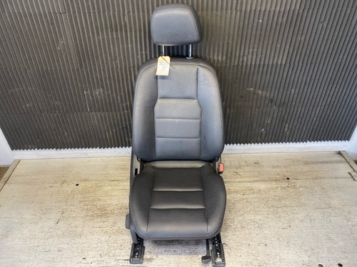 75978 Sitz rechts vorne MERCEDES-BENZ C-Klasse (W204) A2049104036