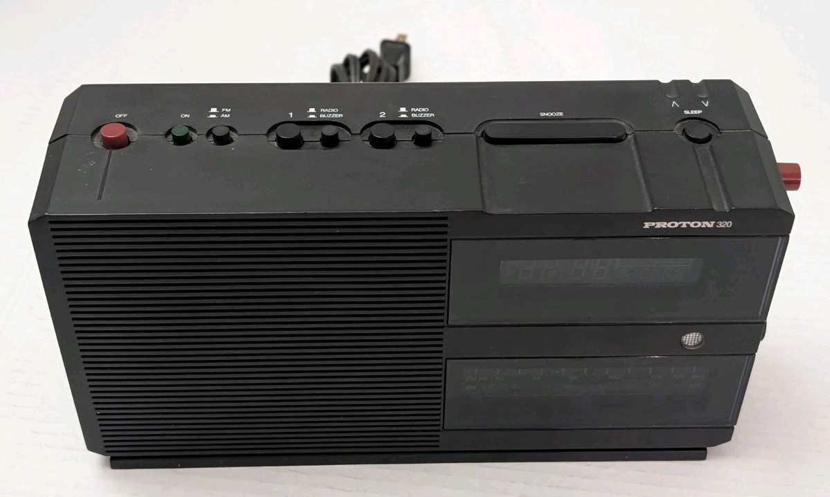 Proton 320 Am/fm Dual Alarm Clock Radio Vintage Black Retro Bass