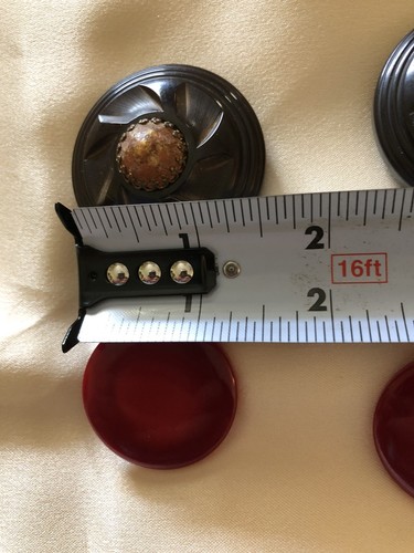 Vintage Old Plastic Bakelite? Buttons Large Red & Carved Brown & Orange Inlay - Picture 14 of 16