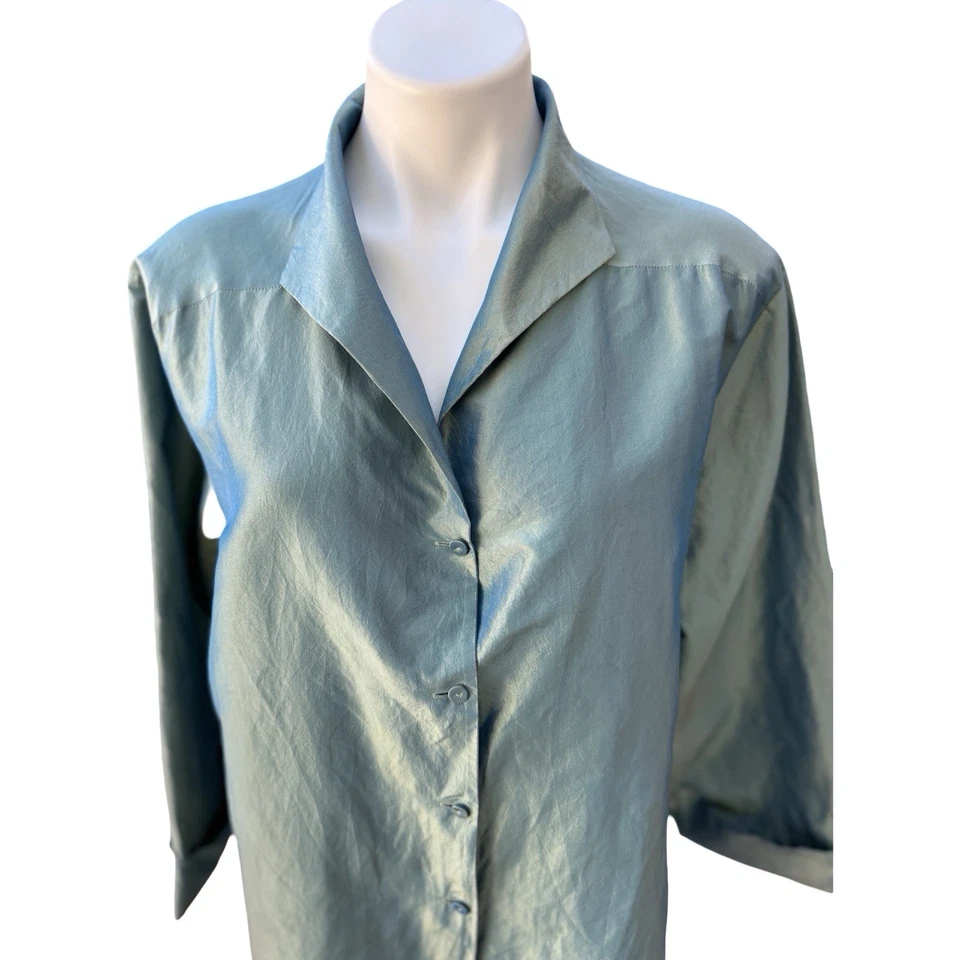 Camisa Eileen Fisher feminina cintilante de seda botão frontal azul marinho GG - Imagem 2 de 4