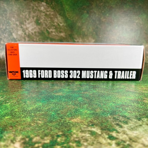 Ford Boss 302 Mustang 1969 Ertl Wix y remolque, 1996, nuevo en caja - Imagen 8 de 9