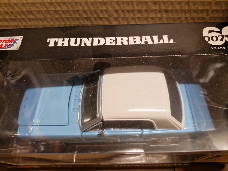 Ford Mustang coupé 1964 James Bond 007 Thunderball 1/24 Motormax Voiture 79855 - Photo 3/4