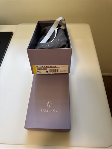 Vera Wang Ballet Leather Flats 7.5M Black With Rounded Top Little Wedge Heel - Picture 9 of 9