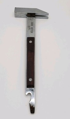 Collectible Advertising Bar Tool Opener/Hammer  1979 IH International  Harvester