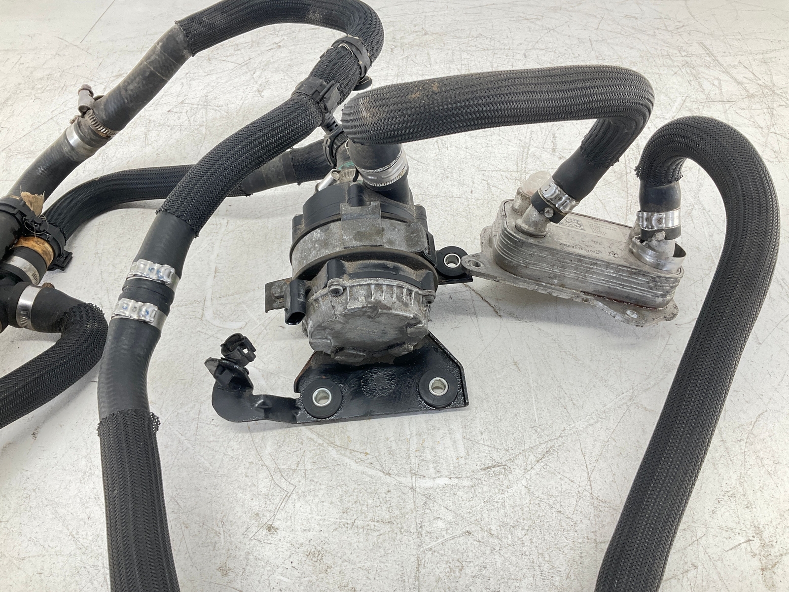 17-20 MASERATI Levante Power Steering Oil Cooler W/ Pump OEM