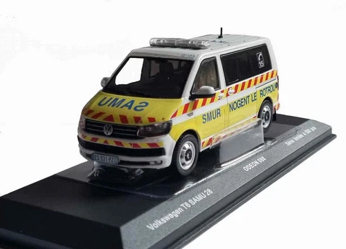 Ambulance VOLKSWAGEN T6 SAMU 28 SMUR Nogent-Le-Rotrou Transporter Van 1/43 